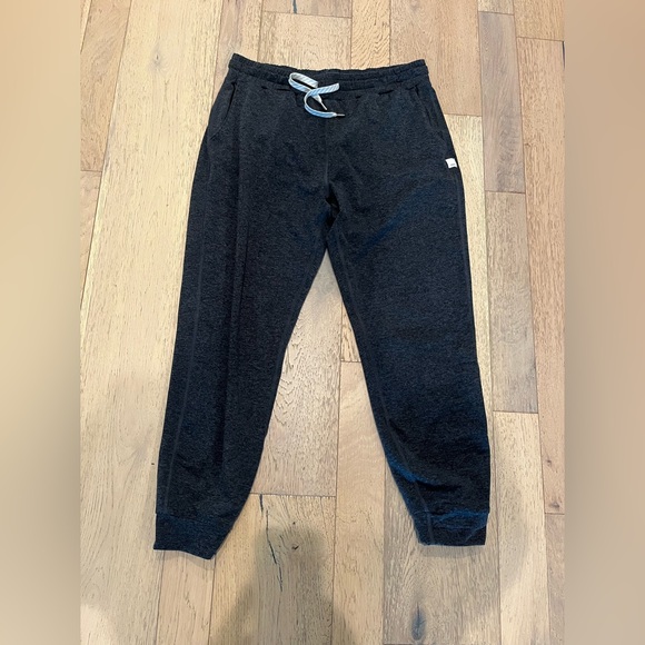 Vuori Pants - Vuori charcoal heather performance jogger